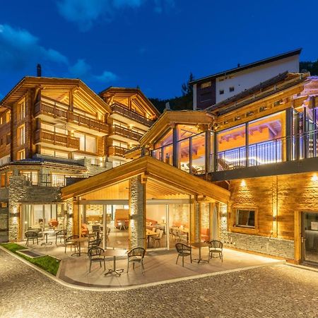 Luxury Residence Colosseo Zermatt Exterior foto