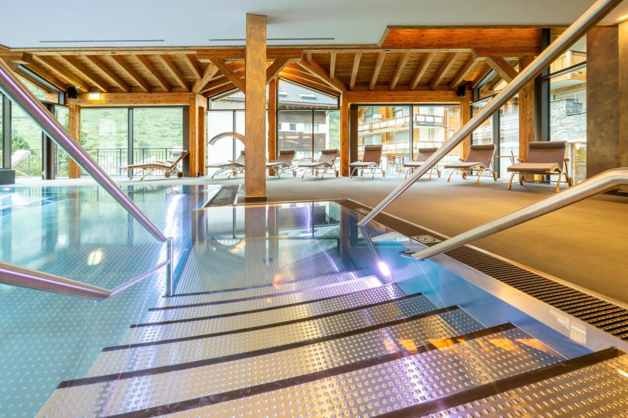 Luxury Residence Colosseo Zermatt Exterior foto